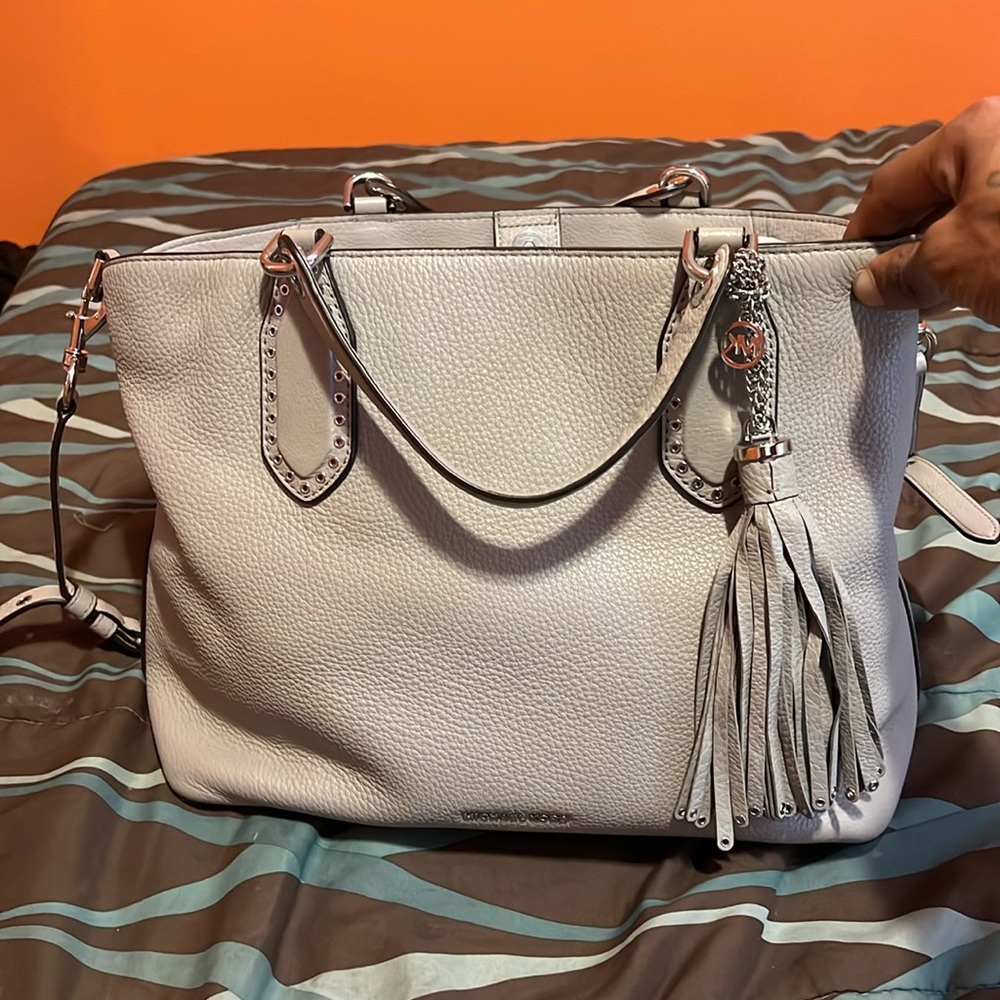 COPY - Michael Kors Purse Light Grey Handbag